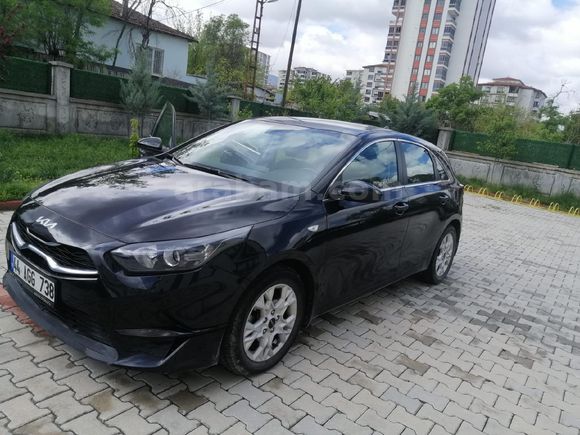 Sahibinden Kia Ceed 1.6 CRDi Cool 2022 Model