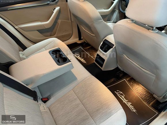 2017 HATASIZ OCTAVIA STYLE CAM TAVAN/LED FAR/ 130.000KM