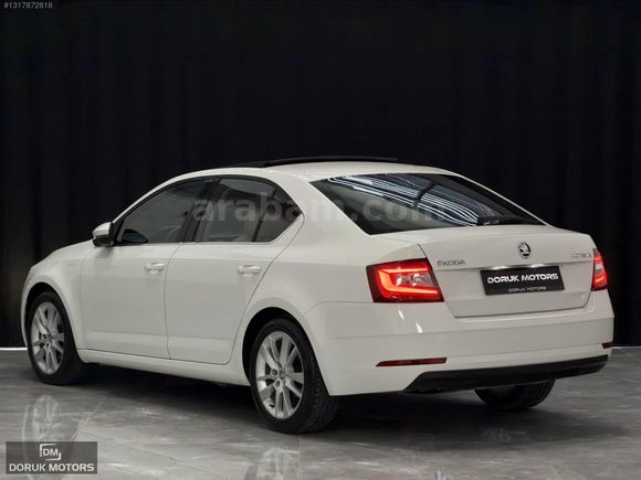 2017 HATASIZ OCTAVIA STYLE CAM TAVAN/LED FAR/ 130.000KM