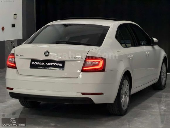 2017 HATASIZ OCTAVIA STYLE CAM TAVAN/LED FAR/ 130.000KM