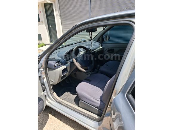 Degisensiz Renault Clio 1.5 dCi Alize