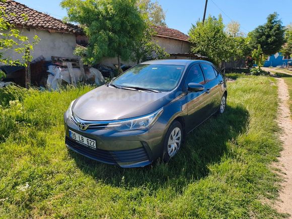 Sahibinden Toyota Corolla 1.33 Life 2016 Model 77.000 Km'de (Aile Aracı)