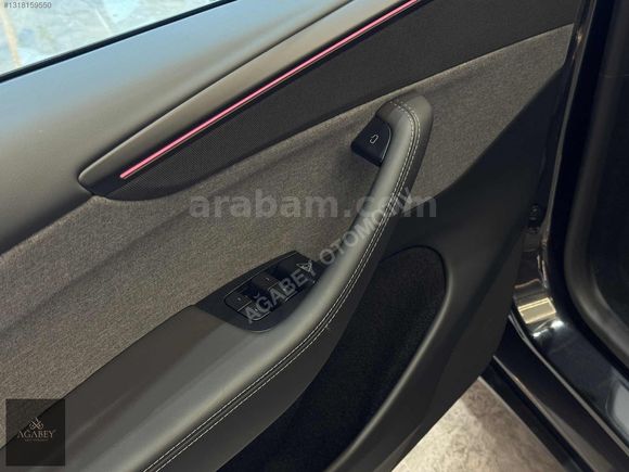 AĞABEY'DEN 2025 TESLA MODEL Y PREMİUM (JUNİPER)-OTOPLT-HATSZ