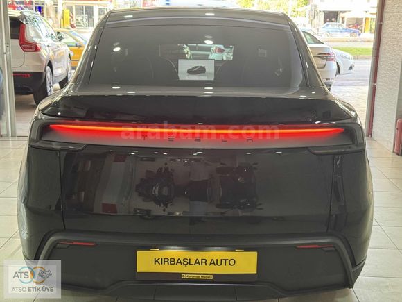 KIRBAŞLAR'DAN TESLA Y PREMİUM JUNİPER 2025 MOD 11.000 KM HATASIZ