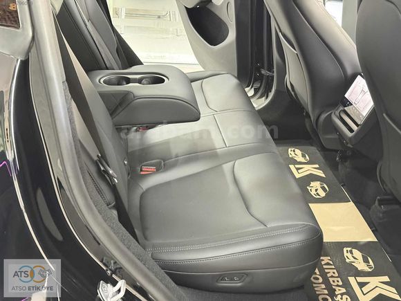 KIRBAŞLAR'DAN TESLA Y PREMİUM JUNİPER 2025 MOD 11.000 KM HATASIZ