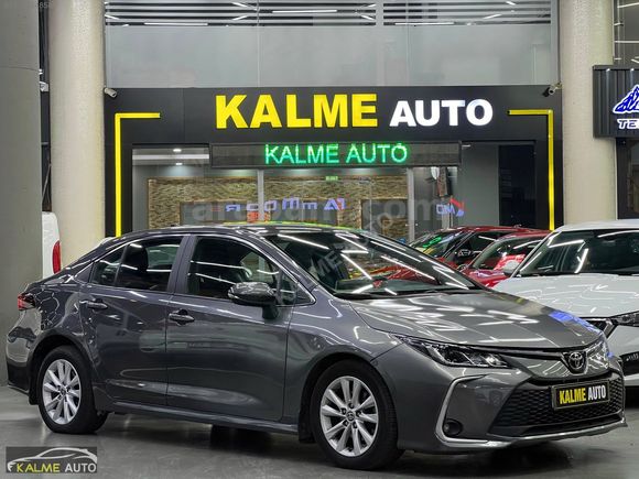 DEĞİŞENSİZ! 2023 MODEL COROLLA 42 BİN KM | ELEKTRONİK EL FRENİ