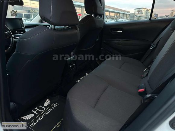 HATASIZ 2022 MODEL TOYOTA COROLLA 1.5 DREAM MULTİDRİVE S