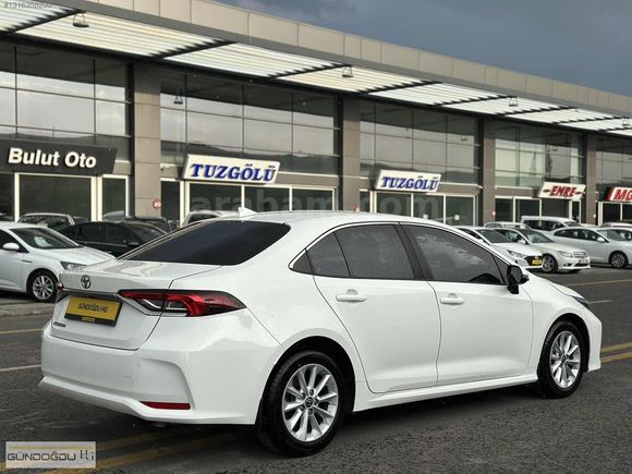 HATASIZ 2022 MODEL TOYOTA COROLLA 1.5 DREAM MULTİDRİVE S