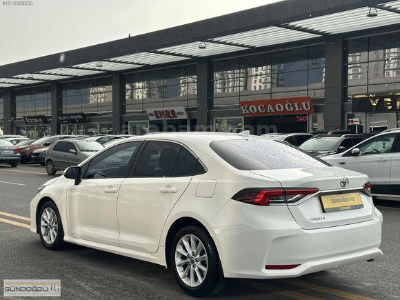 HATASIZ 2022 MODEL TOYOTA COROLLA 1.5 DREAM MULTİDRİVE S