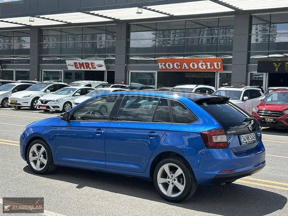 MASRAFSIZ - 2016 MODEL SKODA RAPİD 1.4 TDİ GREENTEC -CAM TAVANLI