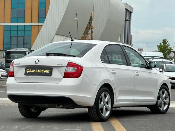 HATASIZ 94.000 KM DE 1.4 TDI STYLE OTOMATİK RAPİD