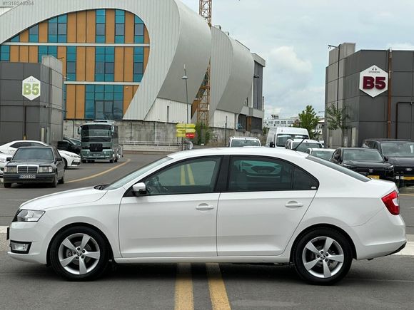 HATASIZ 94.000 KM DE 1.4 TDI STYLE OTOMATİK RAPİD