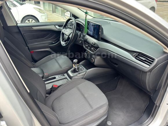 EMRE OTOMOTİV'den 2020 MODEL HATASIZ BOYASIZZ DÜŞÜKKM FORD FOCUS
