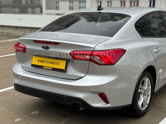 EMRE OTOMOTİV'den 2020 MODEL HATASIZ BOYASIZZ DÜŞÜKKM FORD FOCUS