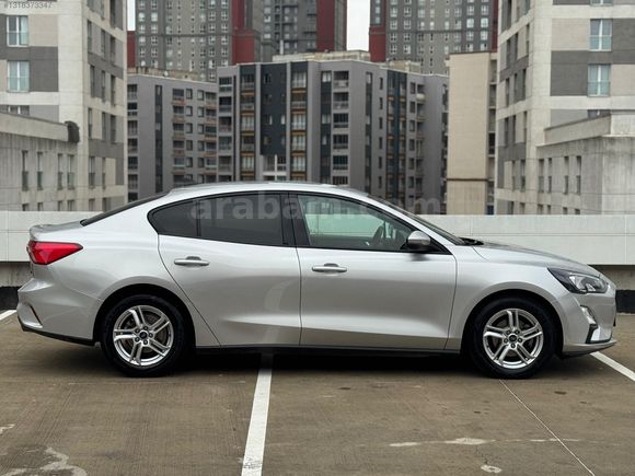 EMRE OTOMOTİV'den 2020 MODEL HATASIZ BOYASIZZ DÜŞÜKKM FORD FOCUS