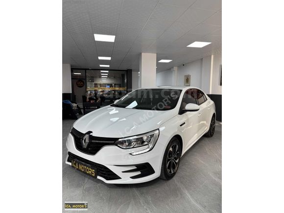 HATASIZ RENAULT MEGANE 1.5 BLUE DCI OTOMATİK DONANIMLI ARAÇ