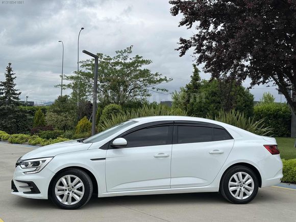 BERKE AUTO'DAN 2021 1.5 MEGANE DİZEL JOY OTOMATİK 120BİN KM