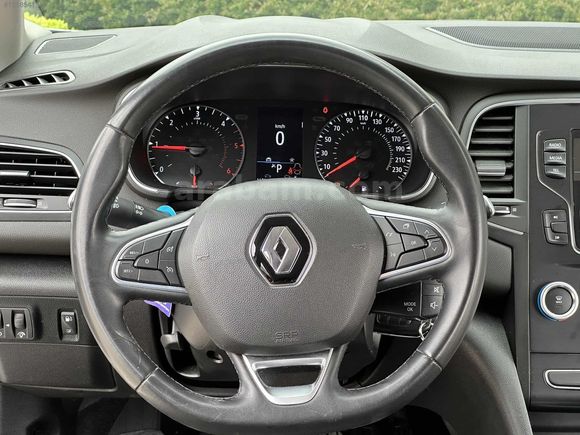BERKE AUTO'DAN 2021 1.5 MEGANE DİZEL JOY OTOMATİK 120BİN KM