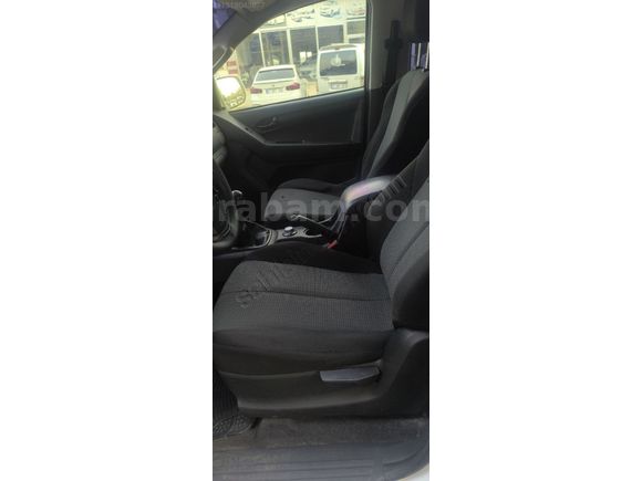 4x4 ızızu dmax