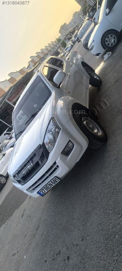 4x4 ızızu dmax 3