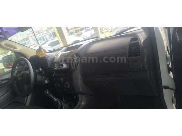 4x4 ızızu dmax