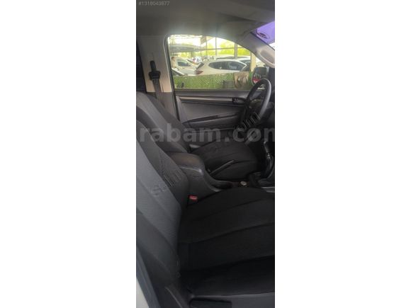 4x4 ızızu dmax