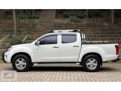 2014 ISUZU D-MAX V-CROSS 4X4 OTOMATİK BAKIMLI DEĞİŞENSİZ