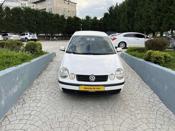 İBRAHİM SEYREKTEN HATASIZ 1.4 16v POLO TEMİZ SINIF ARAÇ