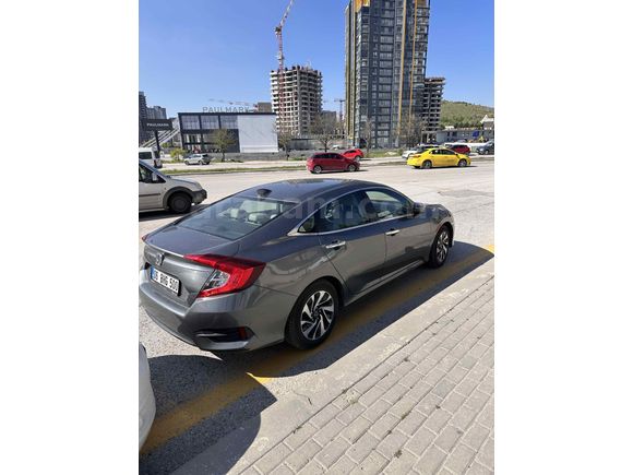 Memur Sahibinden Honda Civic 1.6i VTEC Eco Executive 2018 Model Ankara