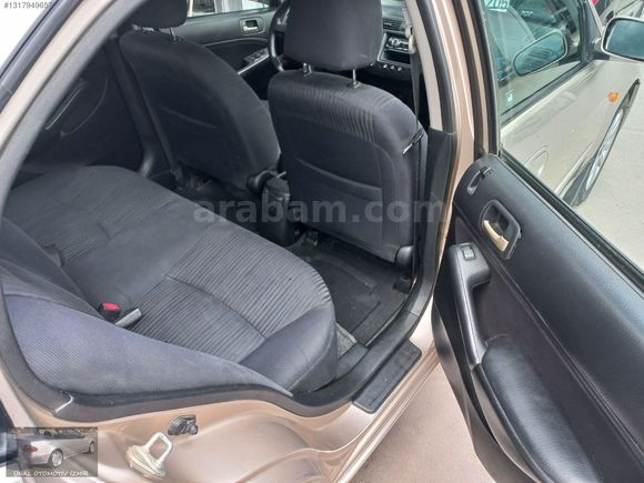 ÜNAL OTOMOTİVDEN 2001 HONDA CİVİC V-TECH
