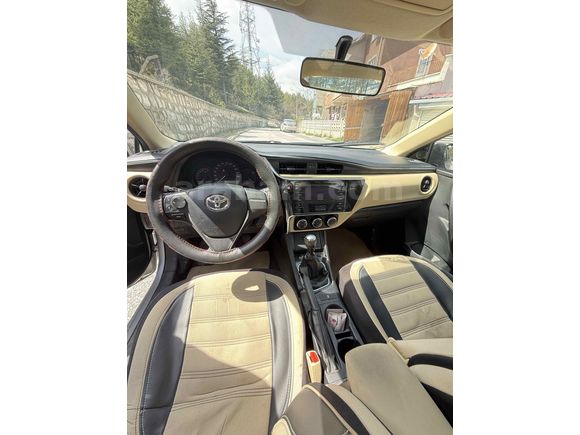 Makyajlı Kasa Düşük Km Bej Döşemeli 2016  Corolla  
