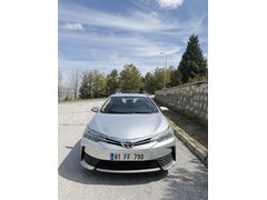 Makyajlı Kasa Düşük Km Bej Döşemeli 2016  Corolla  