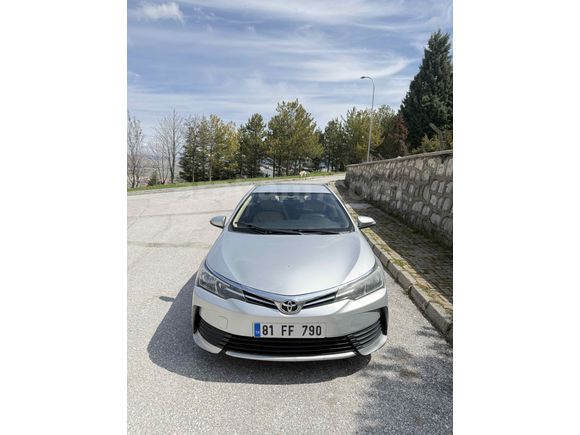 Makyajlı Kasa Düşük Km Bej Döşemeli 2016  Corolla  