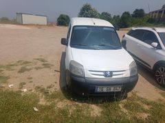 Sahibinden Peugeot Partner 1.9 D 2008 Model  256.000 km Beyaz