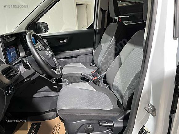 NETCAR'DAN BOYASIZ 2024 COURIER 1.5 ECOBLUE TİTANIUM 46.000 KM
