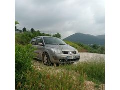 Temiz,Bakımlı ve Masrafsız-Renault -Scenic II-