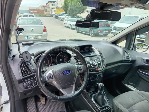 Sahibinden Ford B-Max 1.6 TDCi Titanium 2013 Model