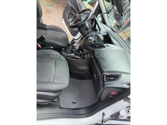 Sahibinden Ford B-Max 1.6 TDCi Titanium 2013 Model