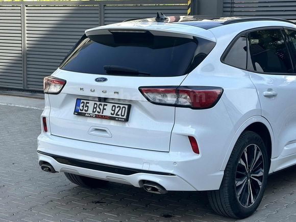 2023 MDL//KUGA//BOYASIZ//İLK SAHİP//YETKİLİ SERVİS B.