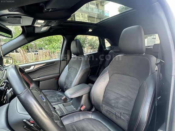 2023 MDL//KUGA//BOYASIZ//İLK SAHİP//YETKİLİ SERVİS B.