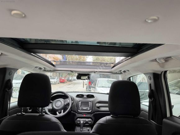 DEĞIŞENSİZ CAM TAVAN RENEGADE LİMİTED OTOMATİK VİTES