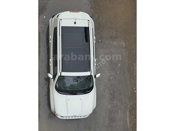 DEĞIŞENSİZ CAM TAVAN RENEGADE LİMİTED OTOMATİK VİTES
