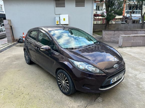 Sahibinden Ford Fiesta 1.25 Trend 2010 Model 