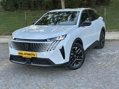 2025 BOYASIZ 3008 1.2 HYBRİD 6900 KM CAM TAVAN ELEKTRİKLİ BAGAJ