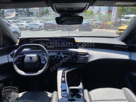 ÖZTOPRAK-2025 PEUGEOT 3008 ALLURE 1.2 MHEV HATASIZ-4.75 VADE
