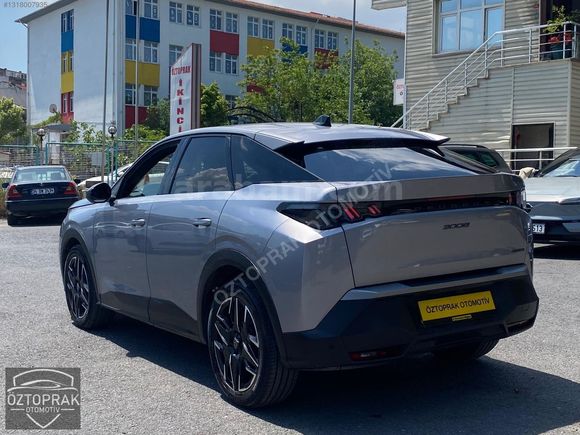 ÖZTOPRAK-2025 PEUGEOT 3008 ALLURE 1.2 MHEV HATASIZ-4.75 VADE