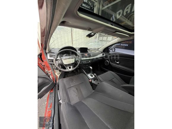 2012 RENAULT MEGANE 3 COUPE İSTER PARÇA OLARAK İSTER KOMPLE !!