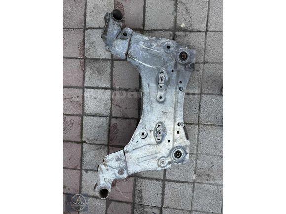 2012 RENAULT MEGANE 3 COUPE İSTER PARÇA OLARAK İSTER KOMPLE !!