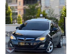2012 OPEL ASTRA SPORT SANRUFLU AİLE ARACI