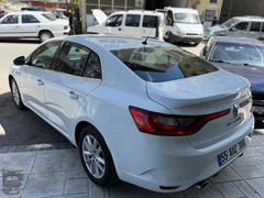 2016 Model Touc 1.5 dci
